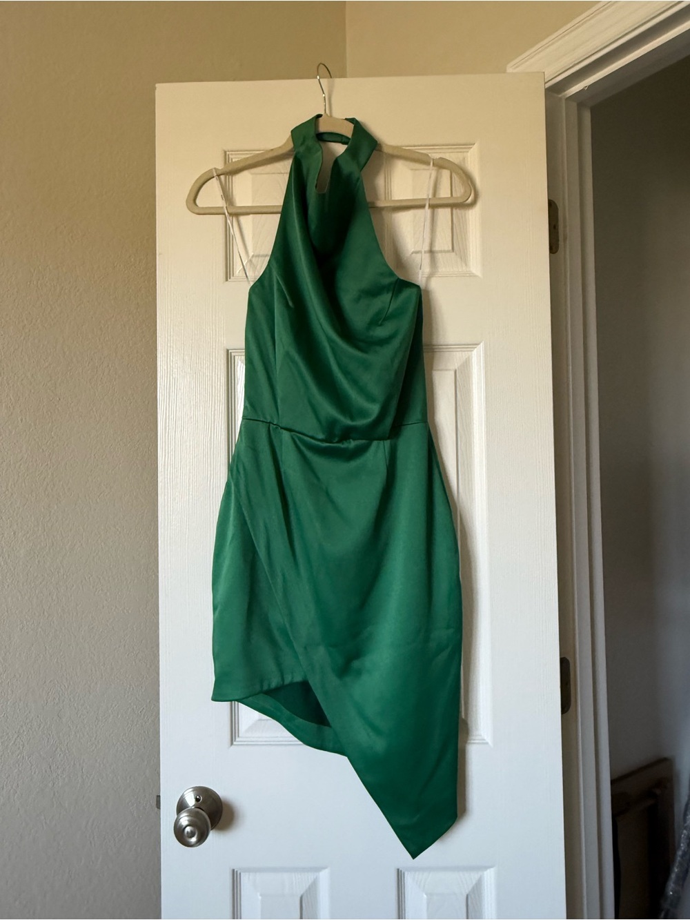 Elliatt Emerald Green Halter Cocktail Dress